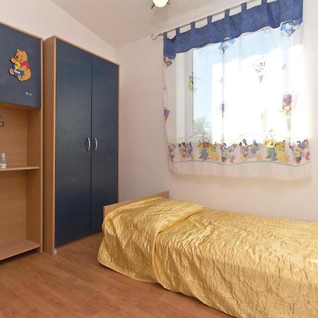 3 Bedroom Gorgeous Apartment In Marcana Exterior photo