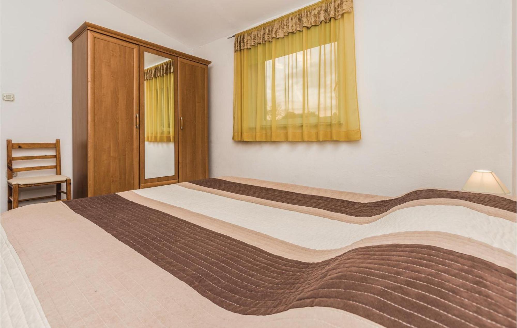 3 Bedroom Gorgeous Apartment In Marcana Exterior photo