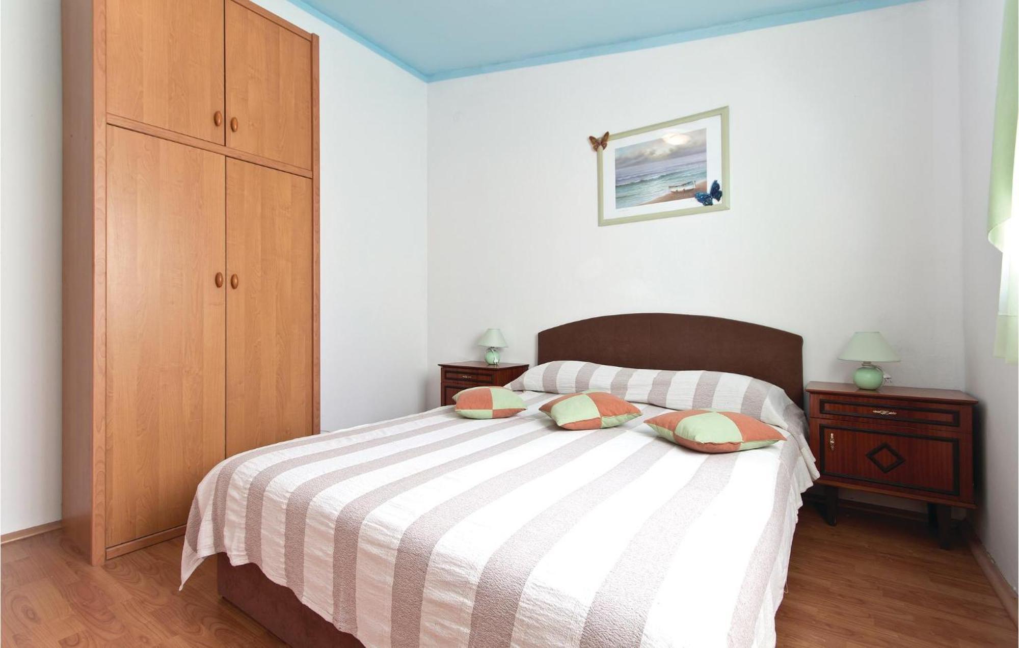 3 Bedroom Gorgeous Apartment In Marcana Exterior photo